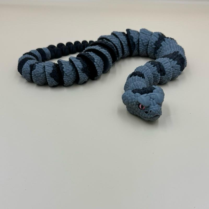 3D Printed Gray & Black Rattlesnake – Precision Meets Predator (Working Rattle)